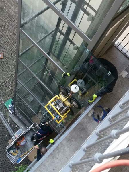 Porte-in-ferro-a-scomparsa-Milano