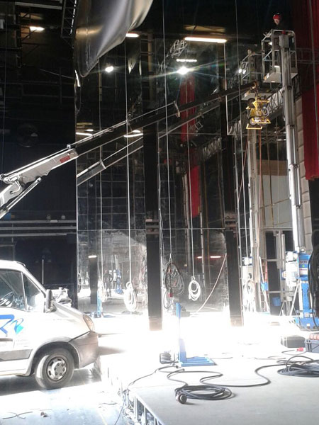 Posa-pareti-interne-showroom