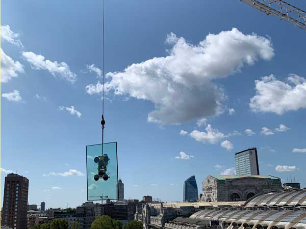 Sollevamento-vetri-in-quota