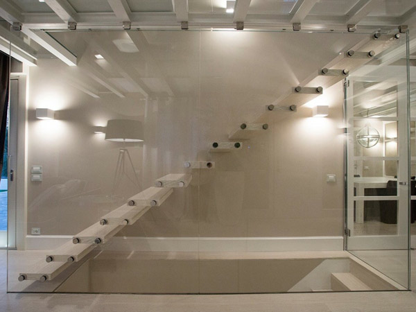 Vetreria-per-produzione-articoli-in-cristallo